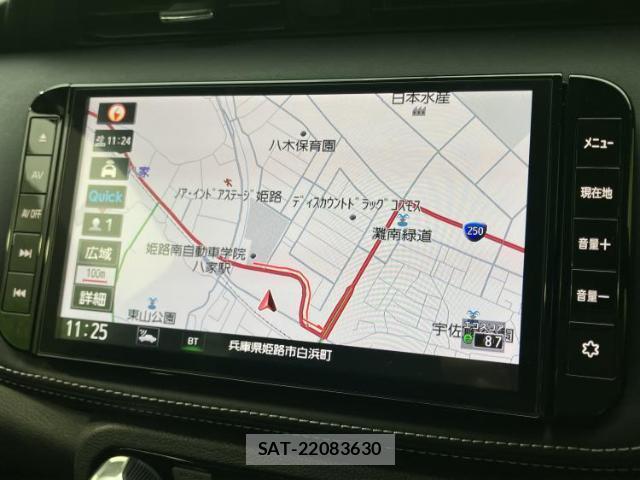 Nissan KIX 2022-03 8225365-8