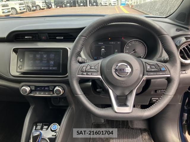 Nissan KIX 2022-03 8225518-12