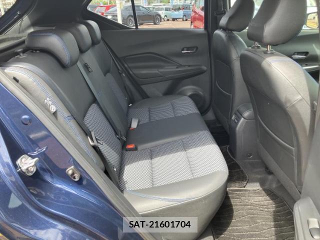 Nissan KIX 2022-03 8225518-4