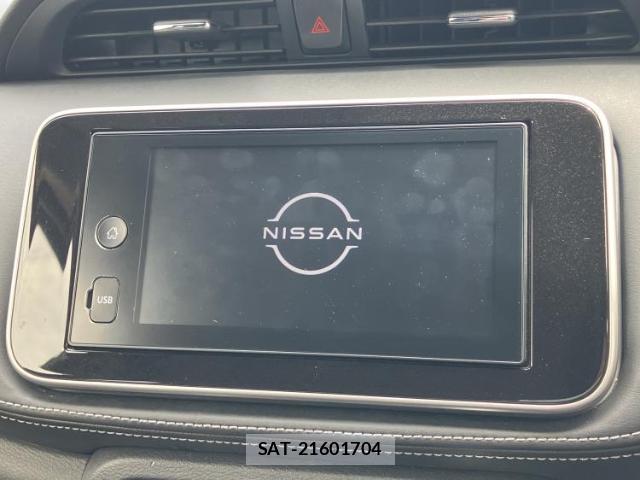 Nissan KIX 2022-03 8225518-8