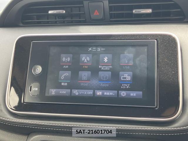 Nissan KIX 2022-03 8225518-9