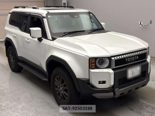 Toyota Land Cruiser 250 2024-10 8218608-3