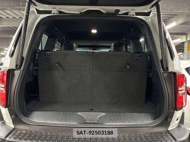 Toyota Land Cruiser 250 2024-10 8218608-7