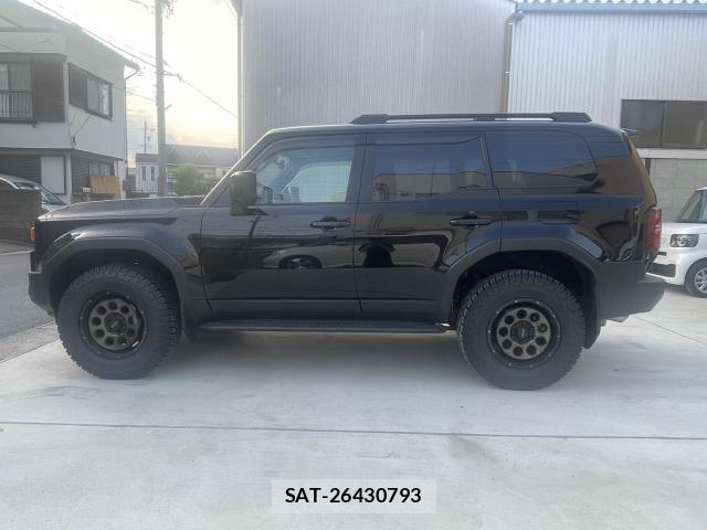 Toyota Land Cruiser 250 2024-10 8218772-12