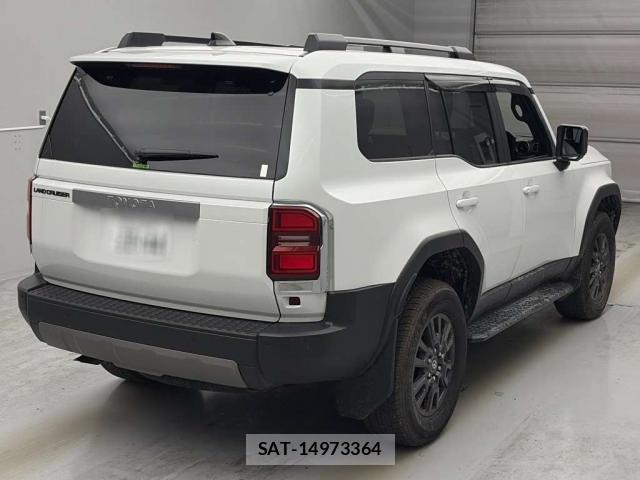 Toyota Land Cruiser 250 2024-11 8218820-1