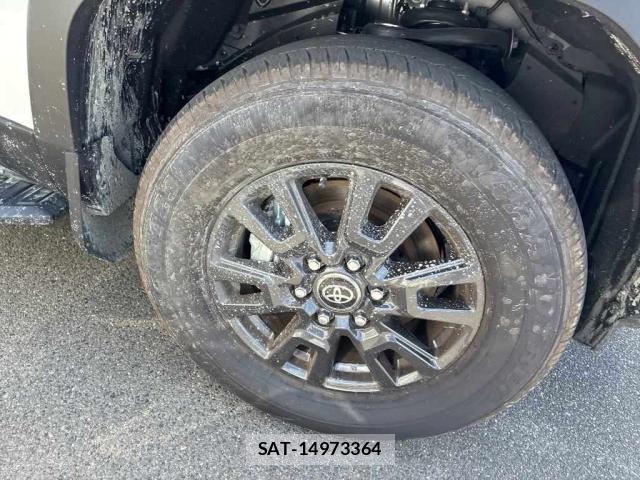 Toyota Land Cruiser 250 2024-11 8218820-10