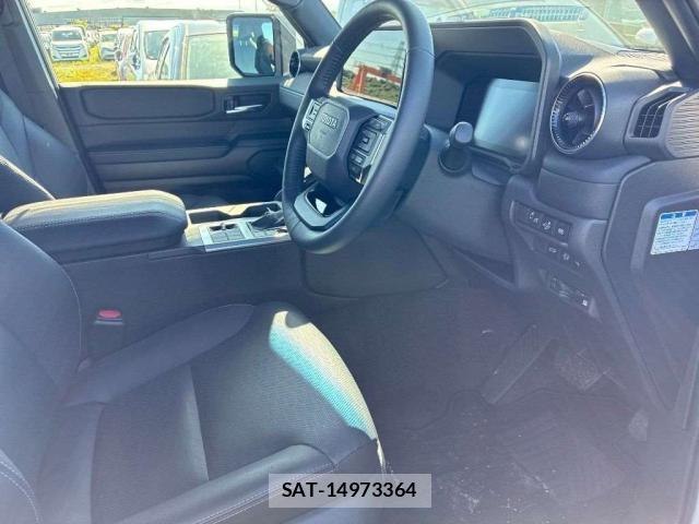 Toyota Land Cruiser 250 2024-11 8218820-5