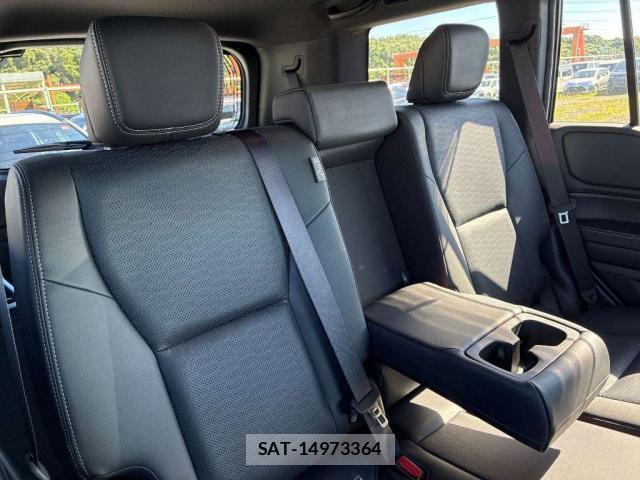 Toyota Land Cruiser 250 2024-11 8218820-8