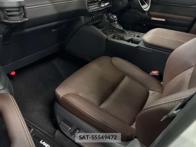 Toyota Land Cruiser 250 2024-10 8219047-4
