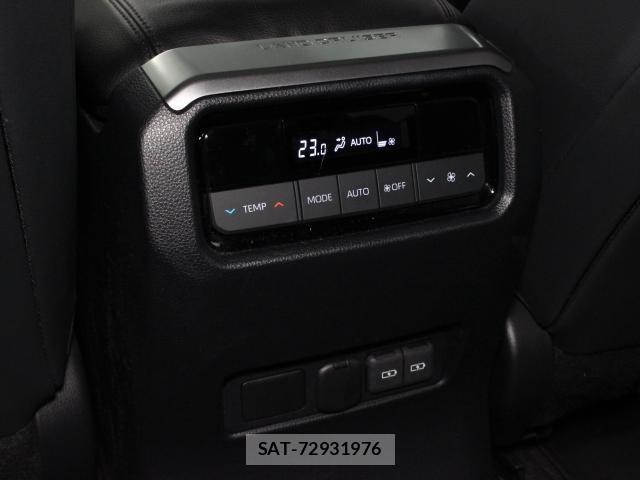 Toyota Land Cruiser 250 2025-03 8220636-17