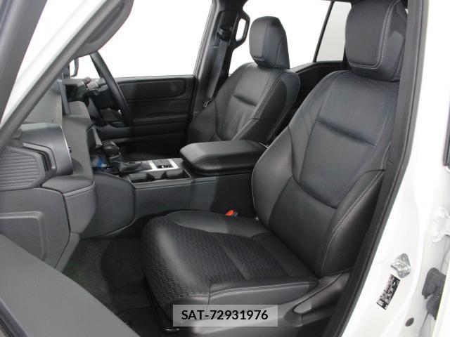Toyota Land Cruiser 250 2025-03 8220636-7