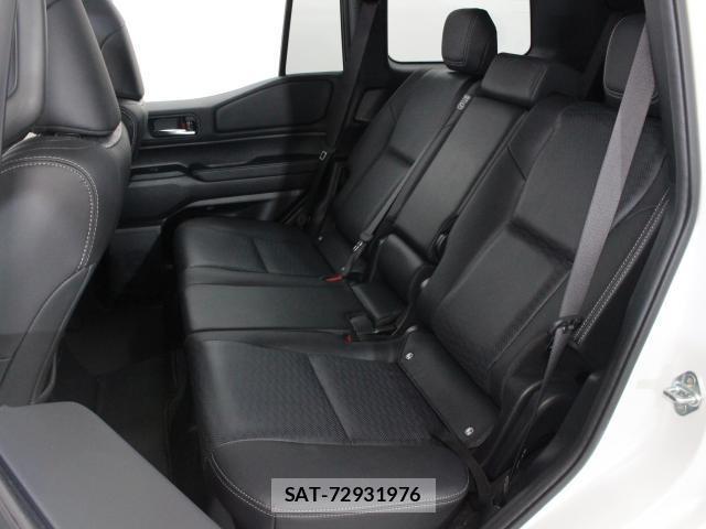 Toyota Land Cruiser 250 2025-03 8220636-9