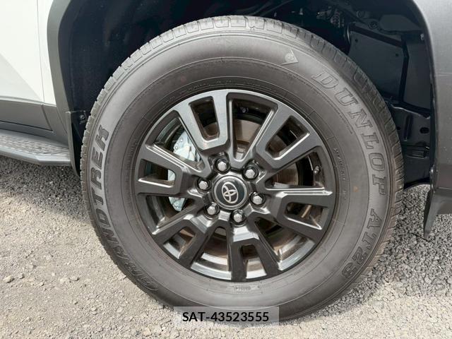 Toyota Land Cruiser 250 2024-09 8221470-13