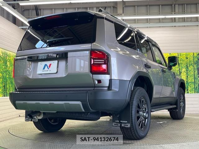 Toyota Land Cruiser 250 2025-04 8221643-17