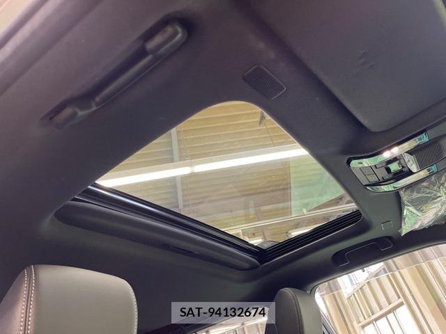 Toyota Land Cruiser 250 2025-04 8221643-4