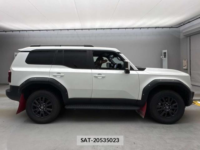 Toyota Land Cruiser 250 2025-02 8222945-13