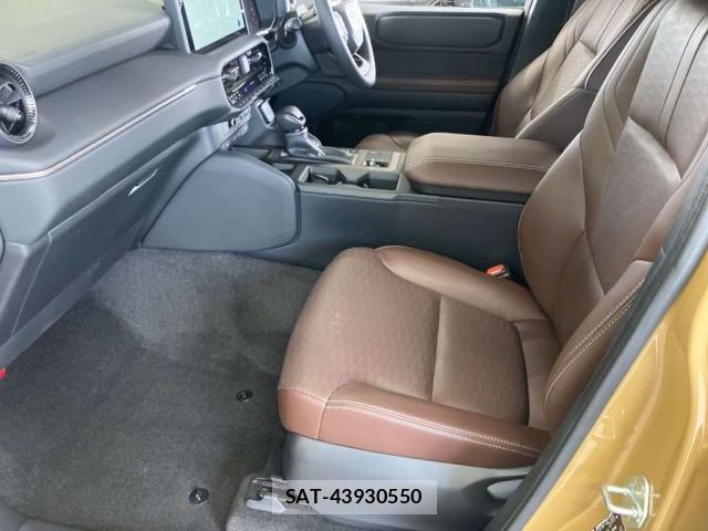 Toyota Land Cruiser 250 2024-06 8222947-14