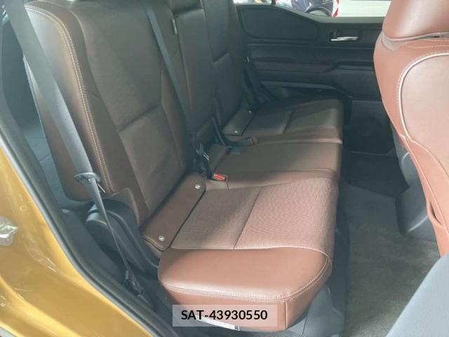 Toyota Land Cruiser 250 2024-06 8222947-8