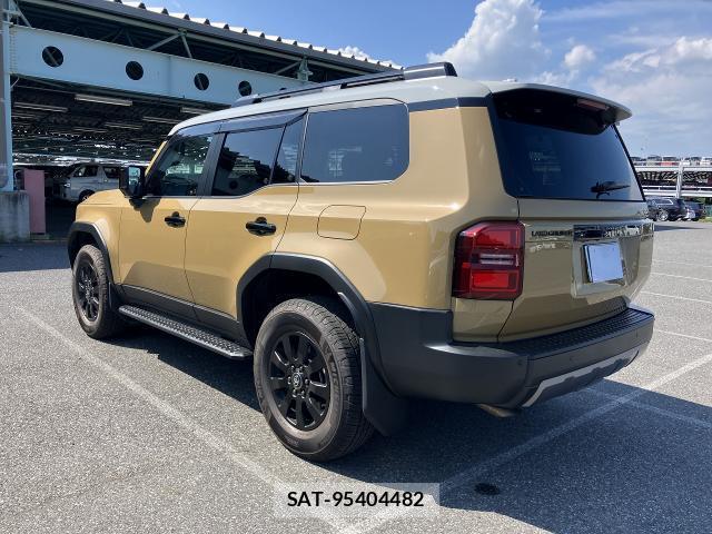 Toyota Land Cruiser 250 2024-06 8224056-1