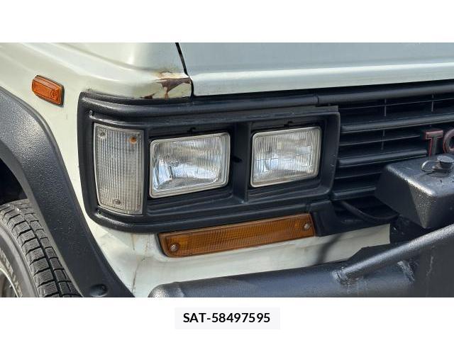 Toyota LAND CRUISER 1988-09 8217247-10