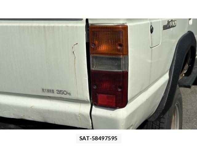 Toyota LAND CRUISER 1988-09 8217247-11