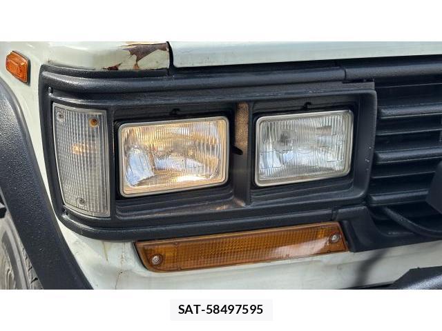 Toyota LAND CRUISER 1988-09 8217247-12