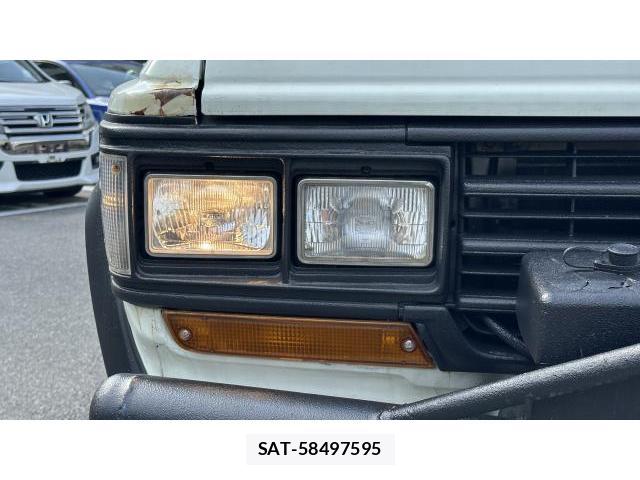 Toyota LAND CRUISER 1988-09 8217247-18