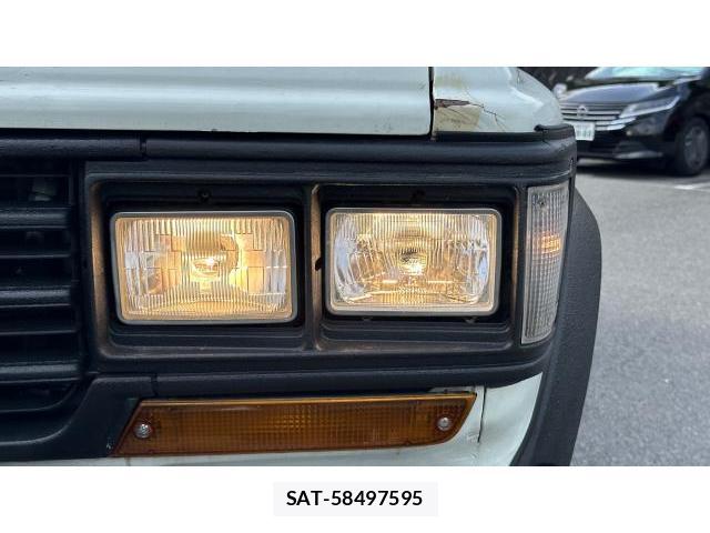Toyota LAND CRUISER 1988-09 8217247-19