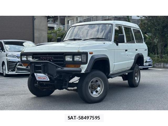 Toyota LAND CRUISER 1988-09 8217247-3