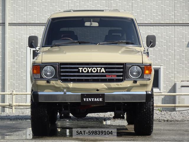 Toyota LAND CRUISER 1987-03 8225596-4