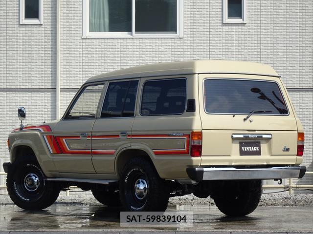 Toyota LAND CRUISER 1987-03 8225596-8