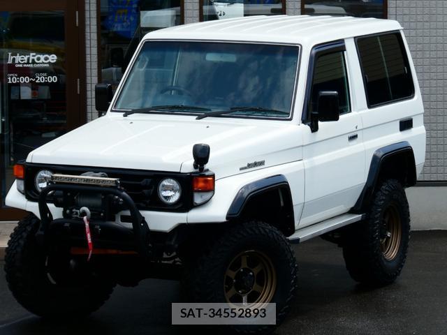 Toyota Land Cruiser 70 1999-12 8221813-3