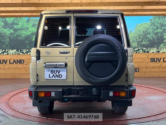 Toyota Land Cruiser 70 2024-07 8223395-14