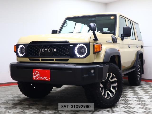 Toyota Land Cruiser 70 2024-10 8223554-0