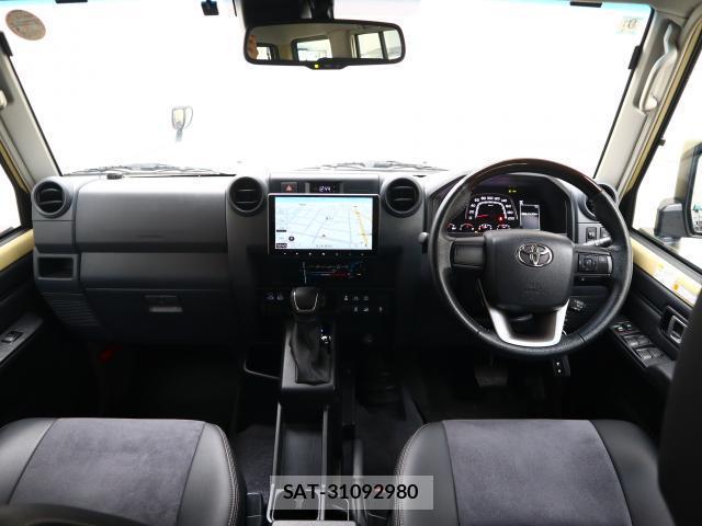 Toyota Land Cruiser 70 2024-10 8223554-2