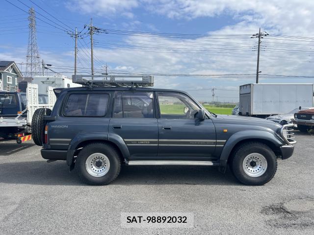 Toyota Land Cruiser 80 1990-03 8218445-10