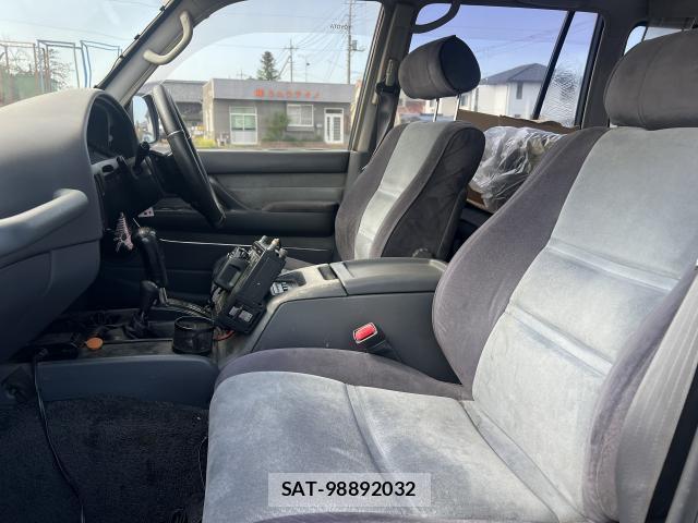 Toyota Land Cruiser 80 1990-03 8218445-5