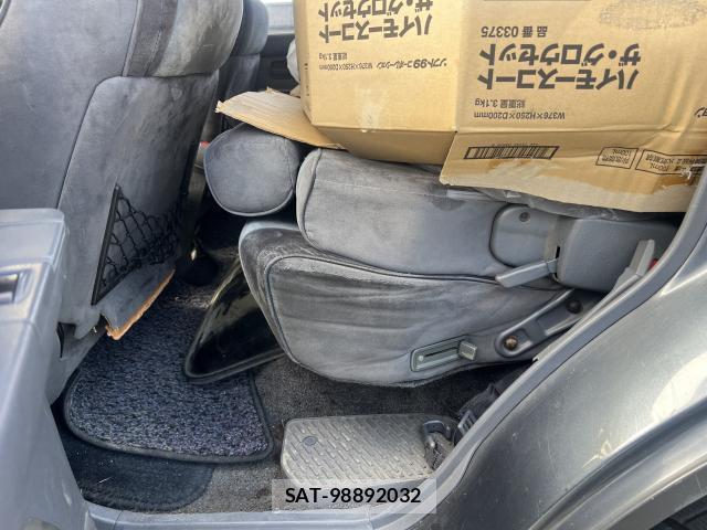 Toyota Land Cruiser 80 1990-03 8218445-6