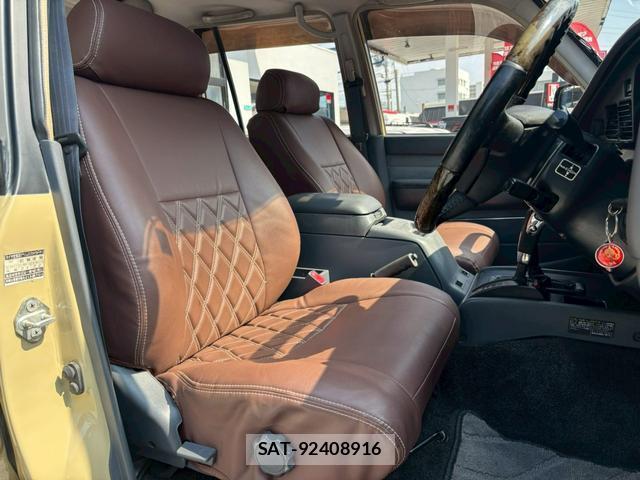 Toyota Land Cruiser 80 1992-10 8222954-15
