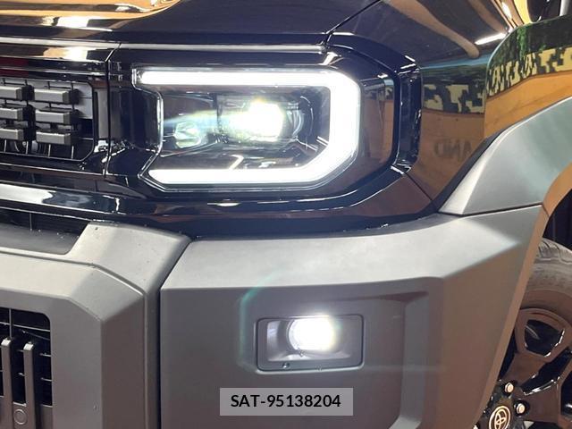 Toyota Land Cruiser FJ 2026-06 8218424-10