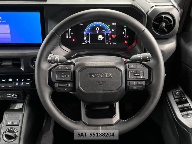 Toyota Land Cruiser FJ 2026-06 8218424-12