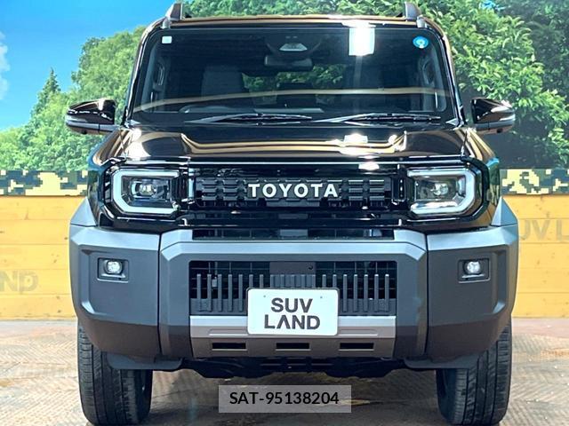 Toyota Land Cruiser FJ 2026-06 8218424-13