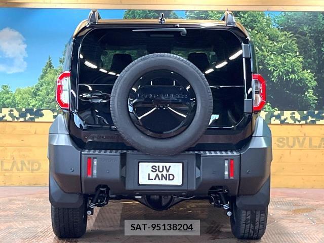 Toyota Land Cruiser FJ 2026-06 8218424-14