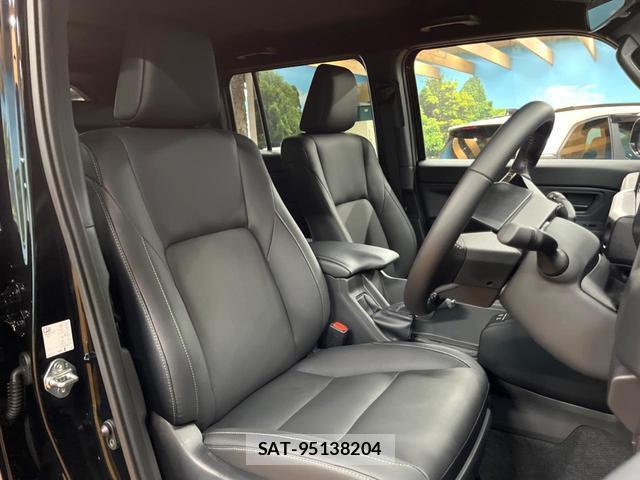 Toyota Land Cruiser FJ 2026-06 8218424-7