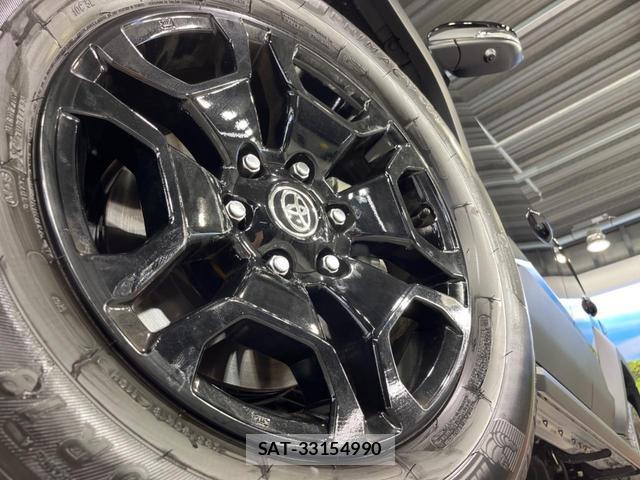Toyota Land Cruiser FJ 2026-06 8219178-13