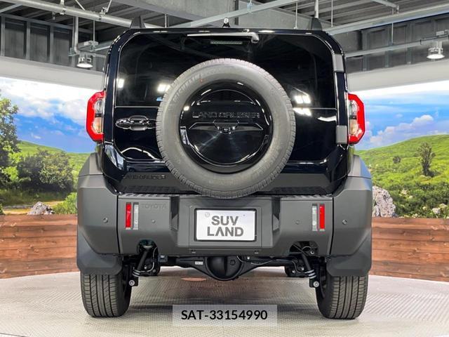 Toyota Land Cruiser FJ 2026-06 8219178-15