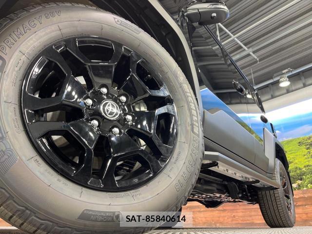 Toyota Land Cruiser FJ 2026-07 8219183-13