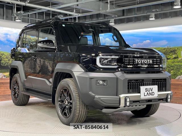 Toyota Land Cruiser FJ 2026-07 8219183-16