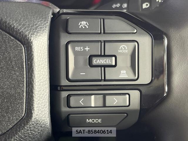 Toyota Land Cruiser FJ 2026-07 8219183-6