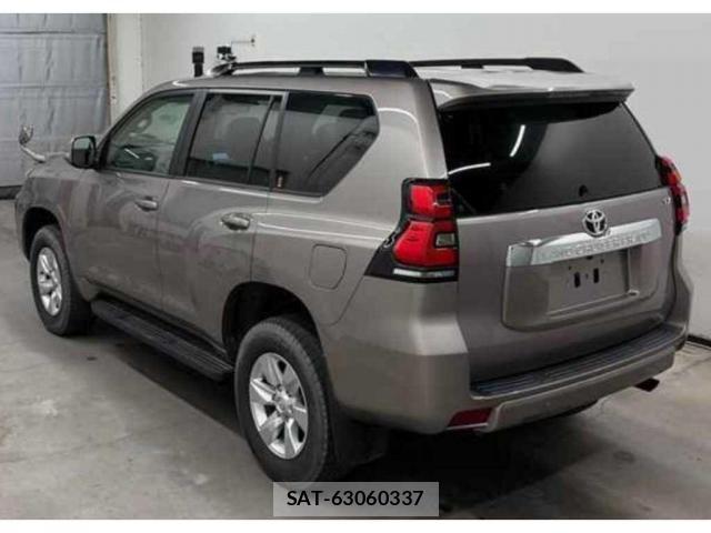 Toyota LAND CRUISER PRADO 2021-04 8217611-1